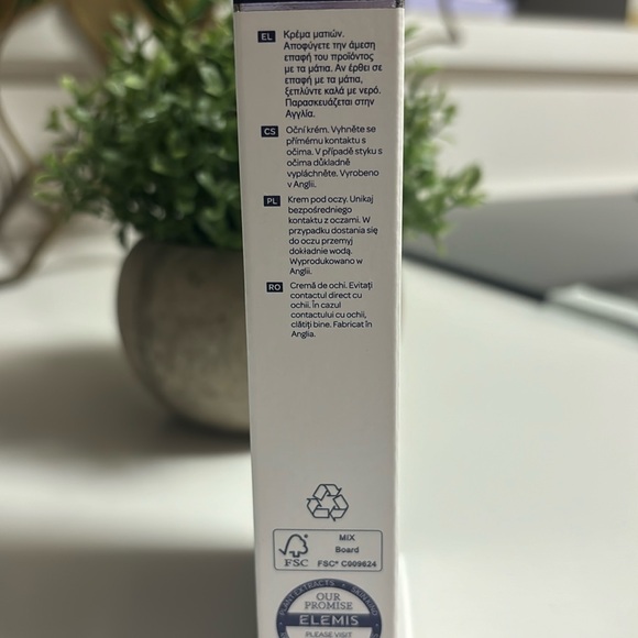 ELEMIS PEPTIDE4 EYE RECOVERY CREAM - Picture 5 of 11